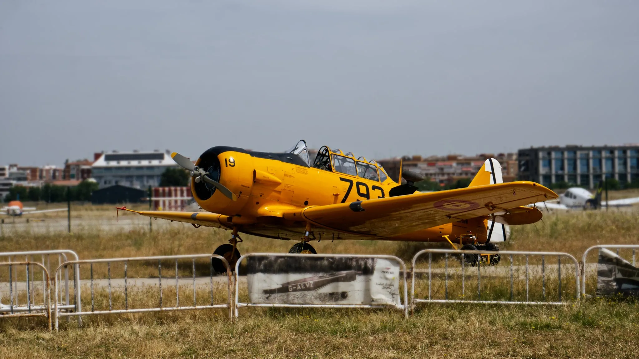 Vintage airshow